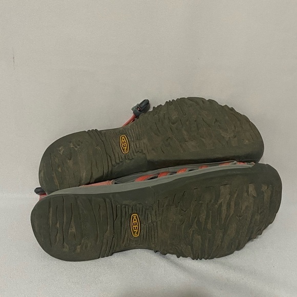 Keen EUC women's size 10 utility waterproof hiking outdoor sandals - Picture 4 of 5